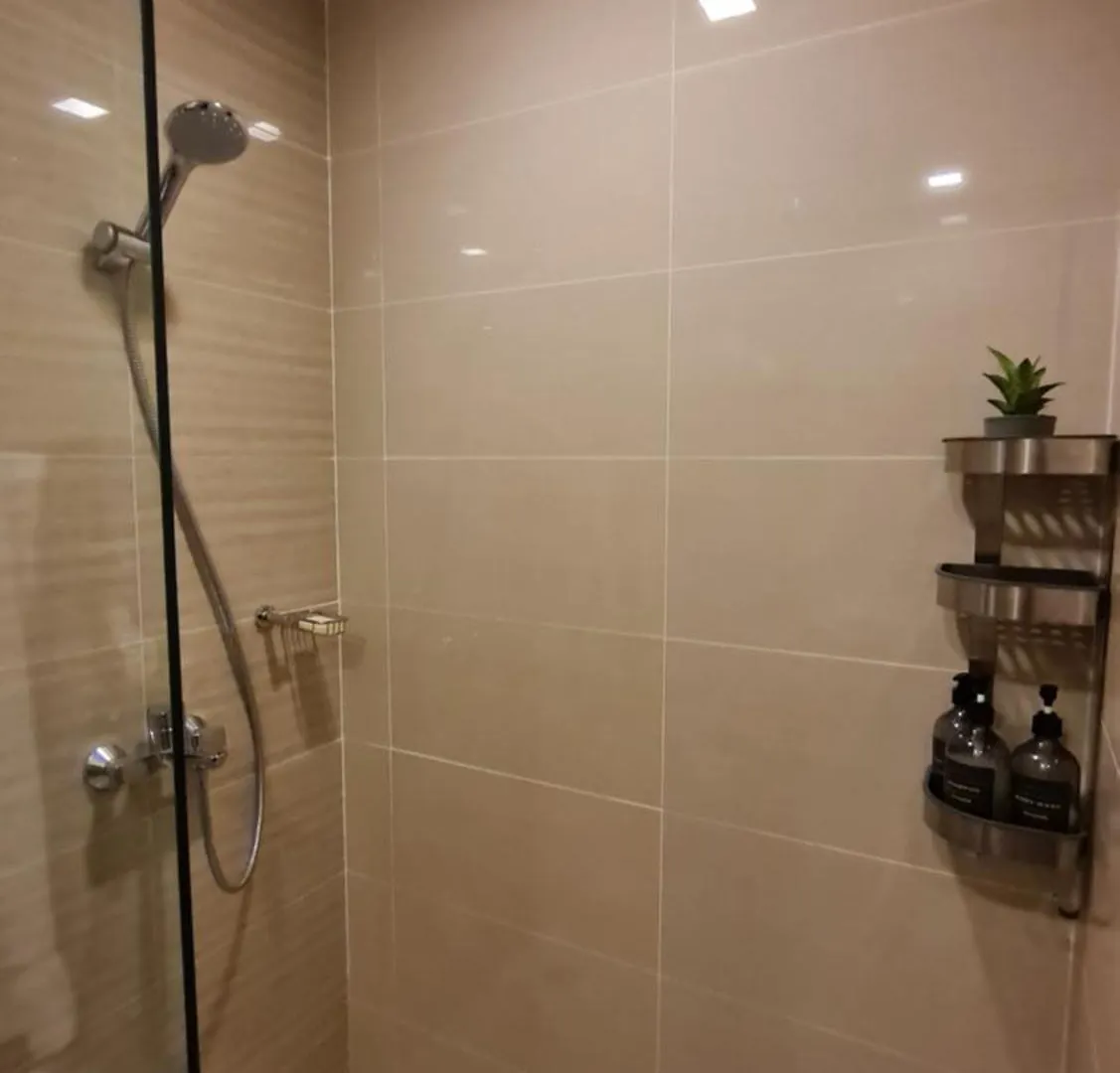 Ξενοδοχείο με διαμερίσματα Luxestaysmnl Parisian Charm 1Br Suite Pool Gym 400Mbps Wifi Netflix Amazing City View Taguig