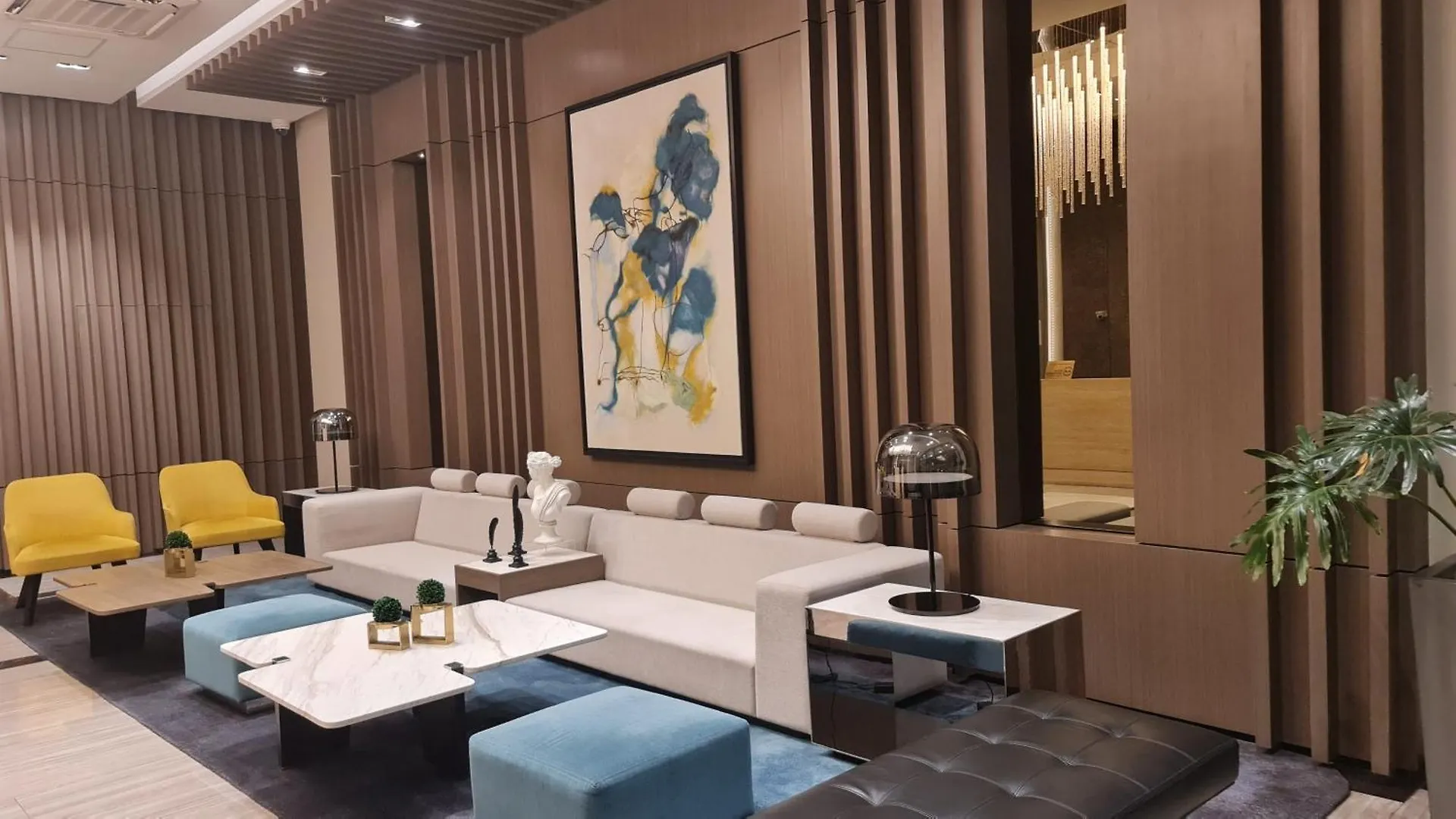 Luxestaysmnl Parisian Charm 1Br Suite Pool Gym 400Mbps Wifi Netflix Amazing City View Taguig