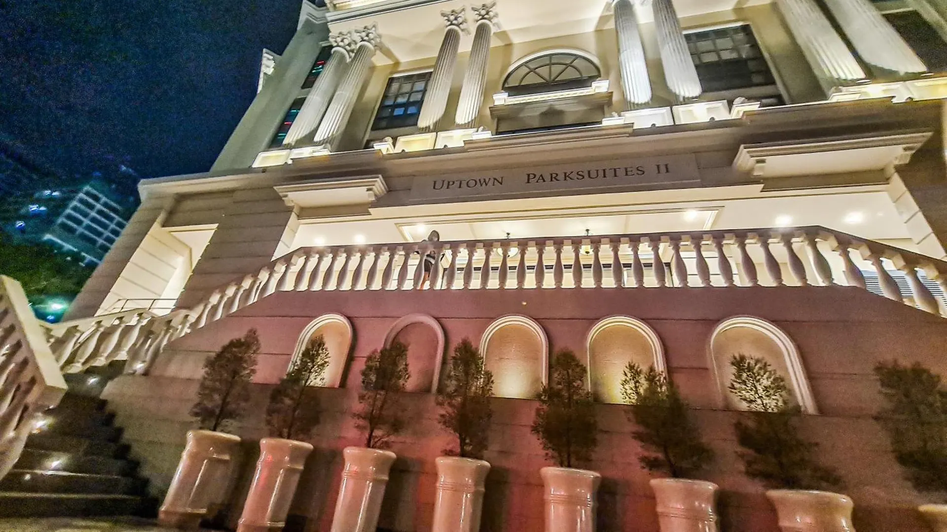 Luxestaysmnl Parisian Charm 1Br Suite Pool Gym 400Mbps Wifi Netflix Amazing City View Taguig Ξενοδοχείο με διαμερίσματα