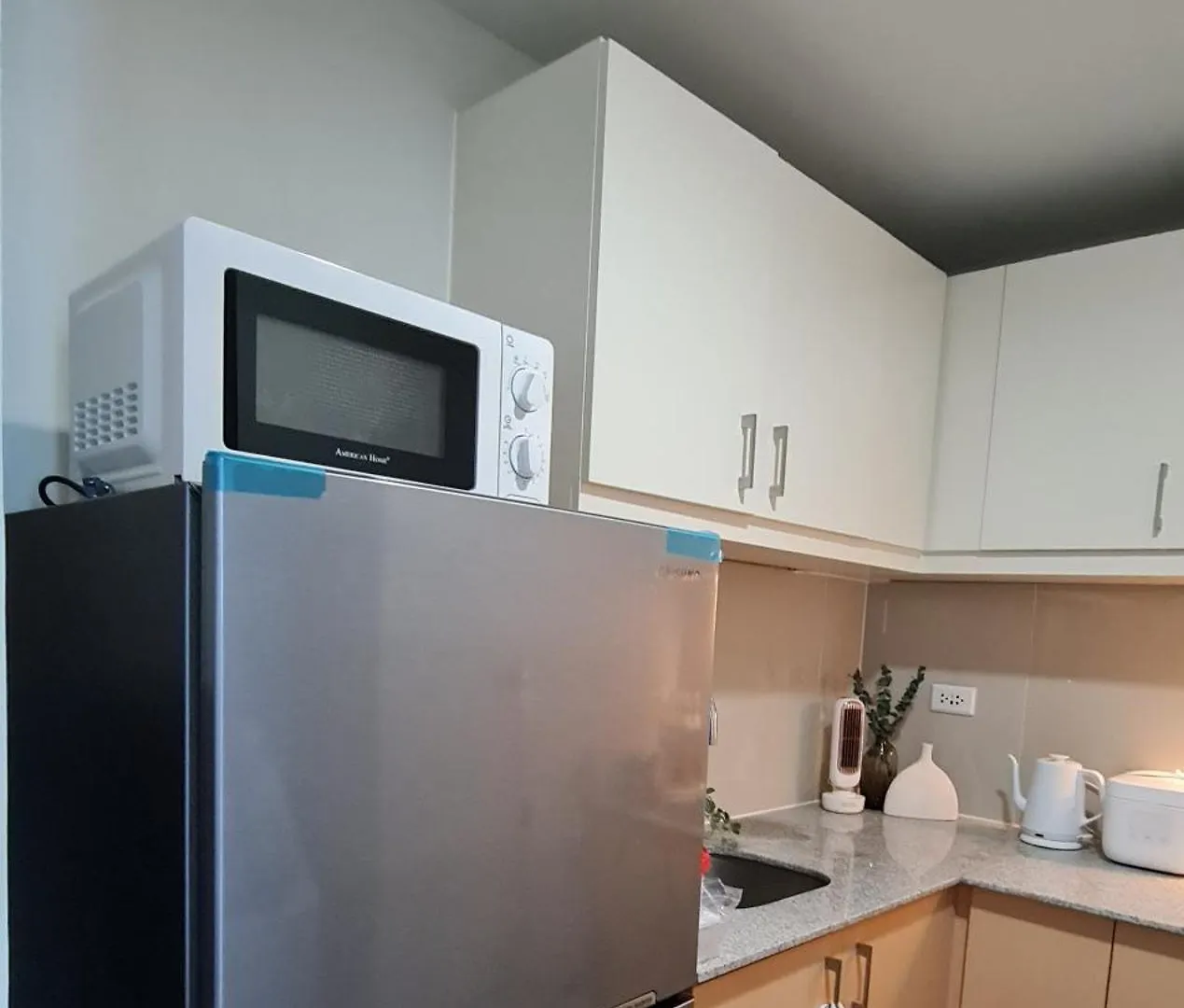 Luxestaysmnl Parisian Charm 1Br Suite Pool Gym 400Mbps Wifi Netflix Amazing City View Taguig 0*,  Φιλιππίνες