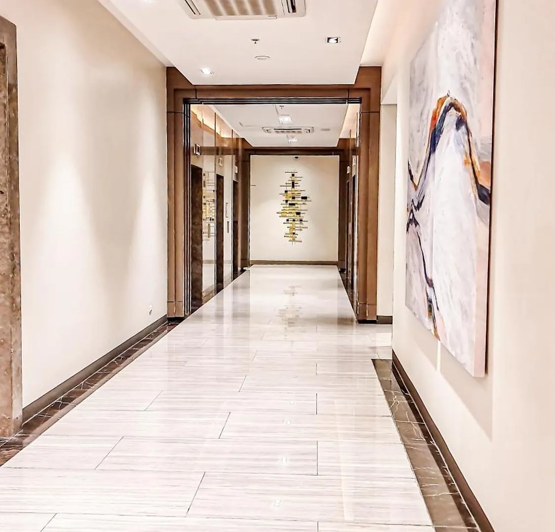 Luxestaysmnl Parisian Charm 1Br Suite Pool Gym 400Mbps Wifi Netflix Amazing City View Taguig Φιλιππίνες