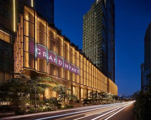 Ξενοδοχείο με διαμερίσματα Luxestaysmnl Parisian Charm 1Br Suite Pool Gym 400Mbps Wifi Netflix Amazing City View Taguig